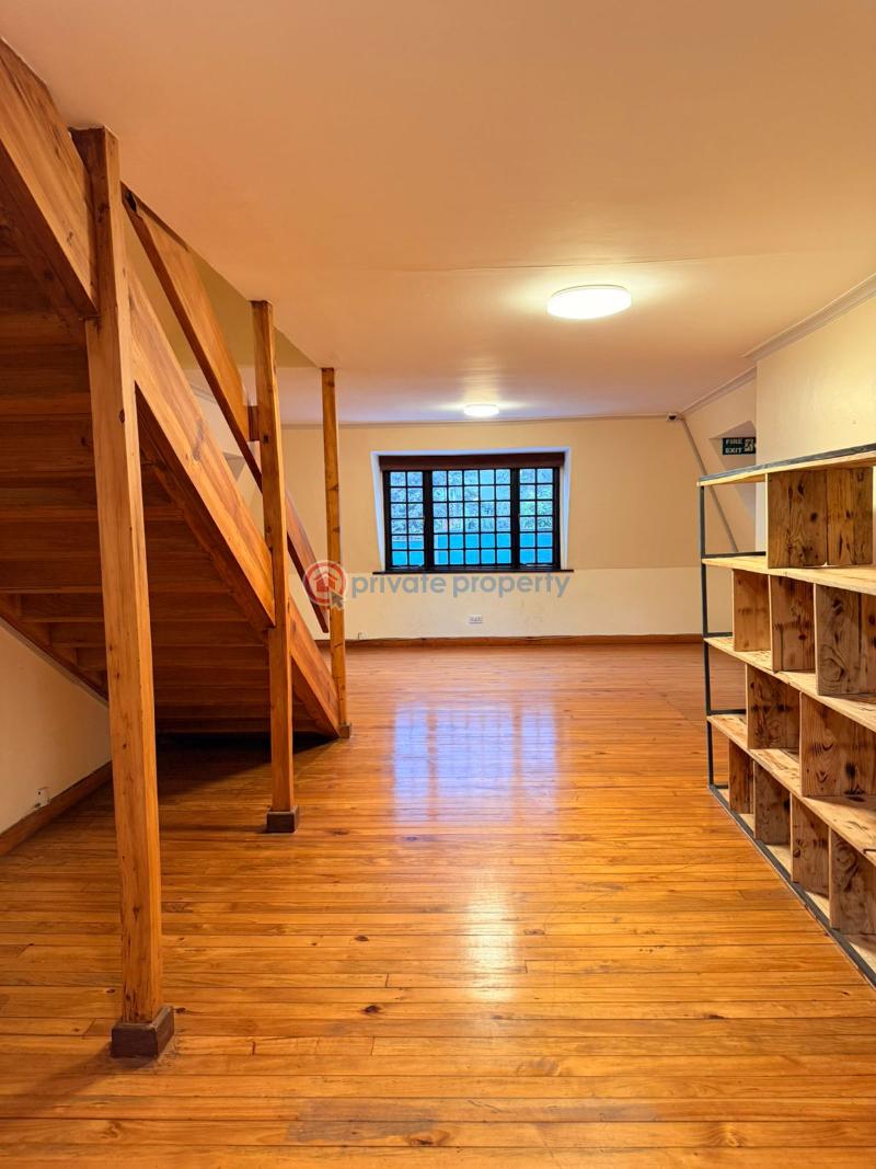 7 bedroom Townhouse For Sale Runda Estate Westlands Nairobi - 15