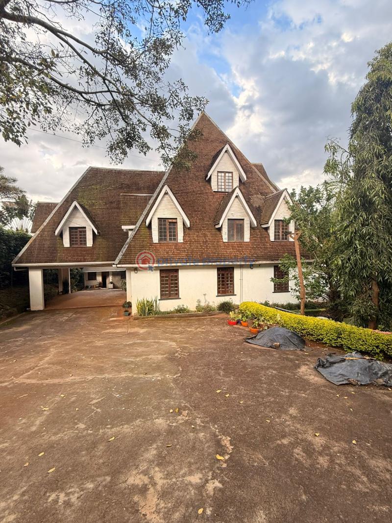 7 bedroom Townhouse For Sale Runda Estate Westlands Nairobi - 17