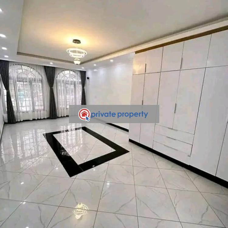 7 bedroom Townhouse For Sale  karen Karen Nairobi - 8