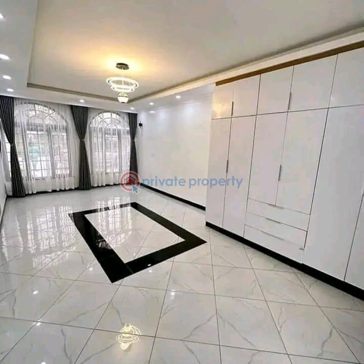 7 bedroom House For Sale Nairobi Karen  - 8