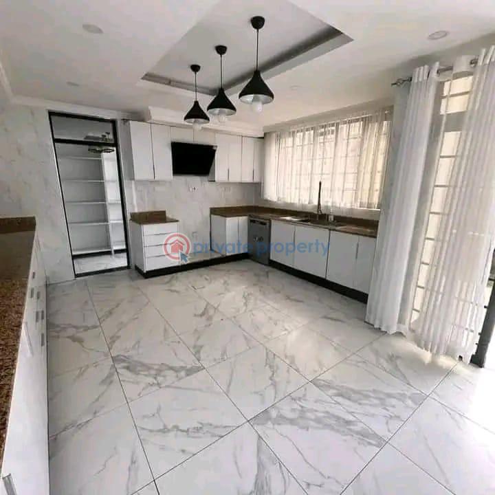 7 bedroom House For Sale Nairobi Karen  - 3