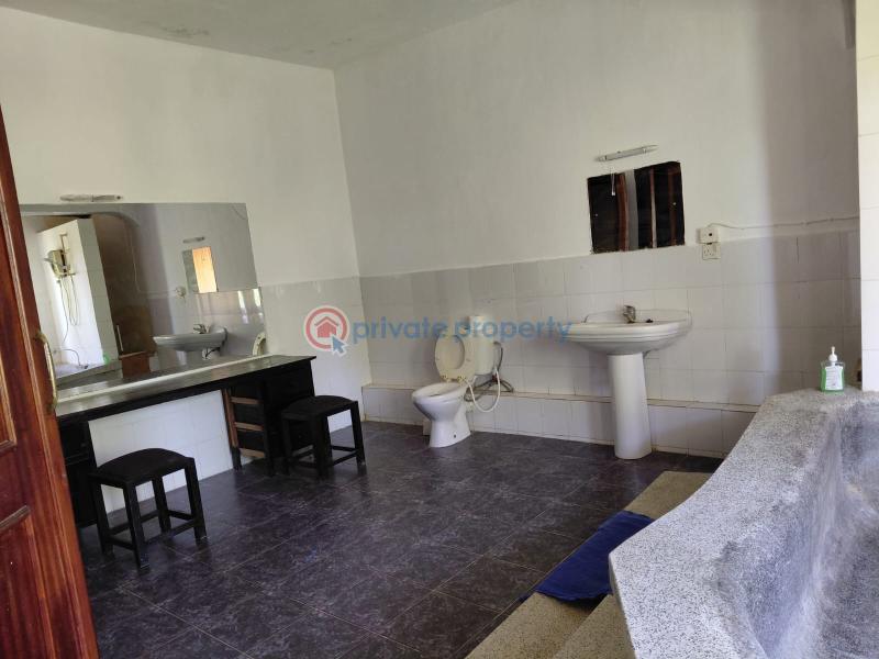 7 bedroom House For Sale Watamu Area Ocean Front Watamu Kilifi - 3