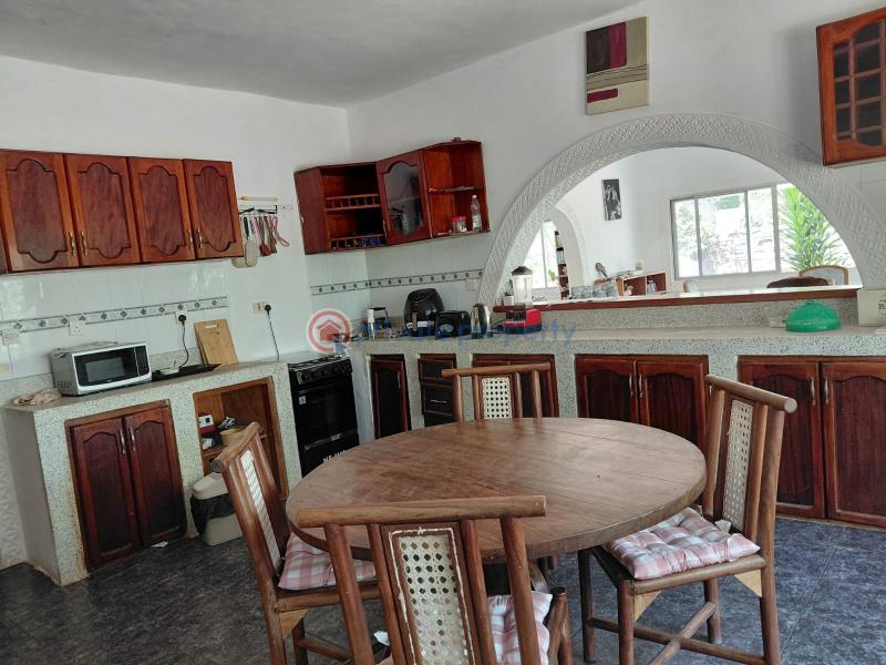 7 bedroom House For Sale Watamu Area Ocean Front Watamu Kilifi - 8