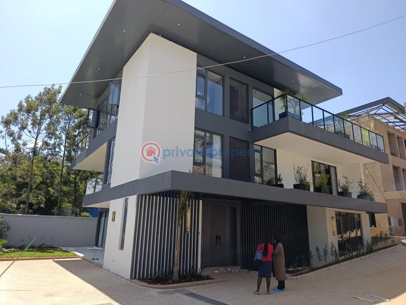 5 bedroom House For Sale Lavington Nairobi - 1