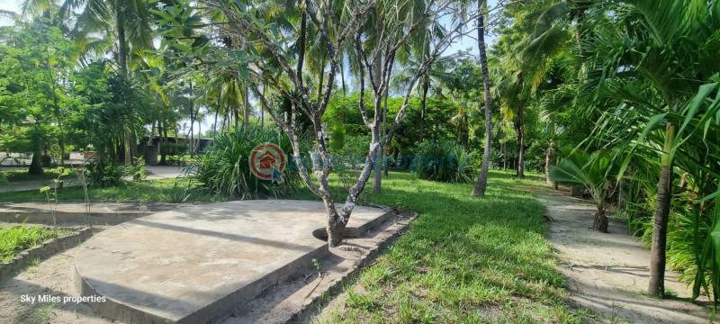 3 bedroom Detached Bungalow For Sale Kanamai Road Near Salama Beach Hotel Kanamai Mtwapa Kilifi - 8