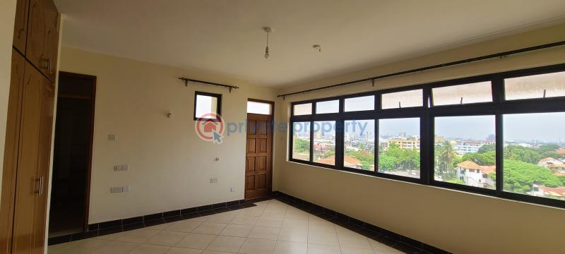 3 bedroom Apartment For Sale Kizingo Ganjoni Mombasa - 1