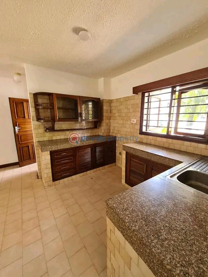 3 bedroom Apartment For Rent Nyali Mombasa  - 13