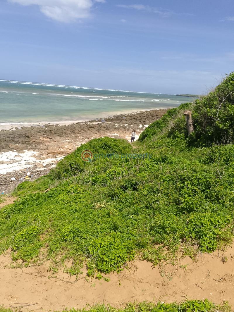 Land For Sale Chumani Beach Tezo Kilifi  - 1