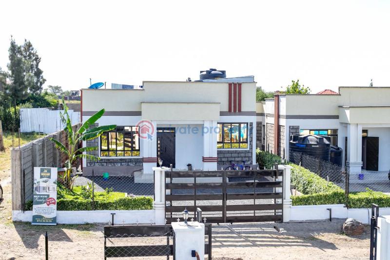 3 bedroom House For Sale Acacia Feeder Road Kitengela Kajiado - 1