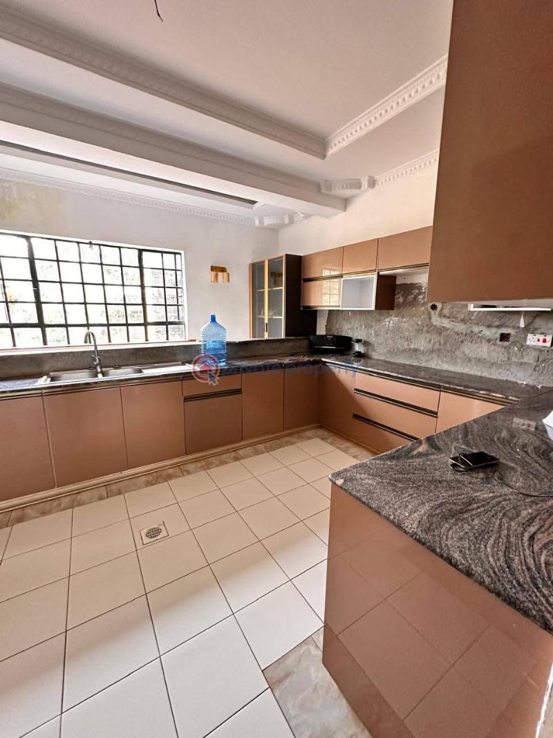 4 bedroom House For Sale Nairobi Karen  - 6