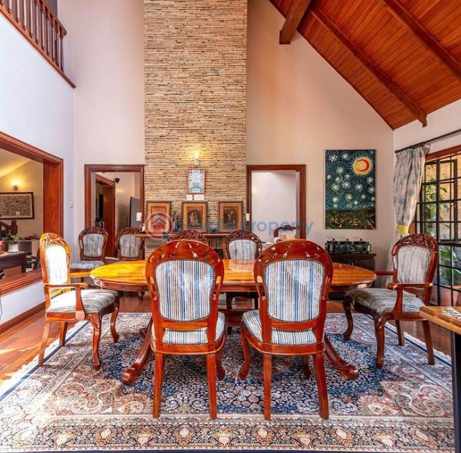 6 bedroom House For Sale Karen Nairobi - 3