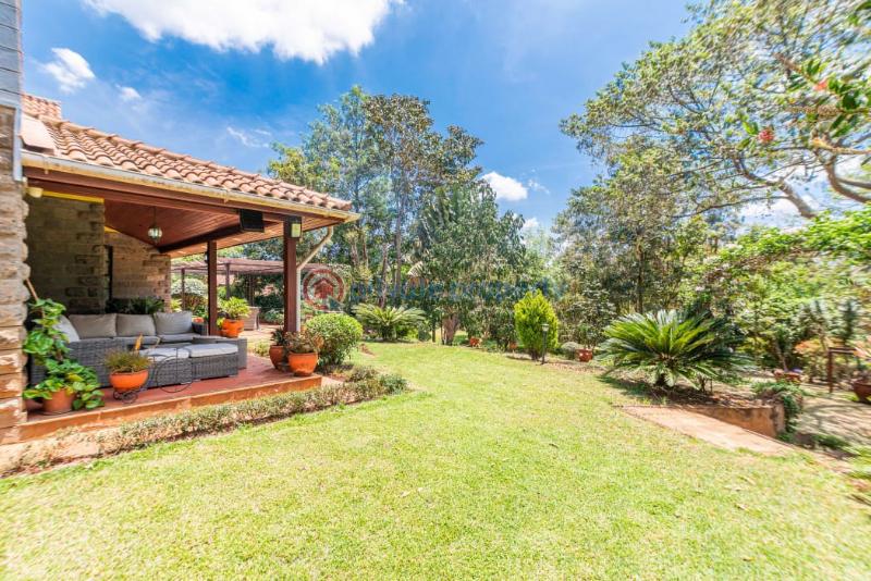6 bedroom House For Sale Karen Nairobi - 4