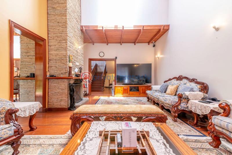 6 bedroom House For Sale Nairobi Karen  - 3