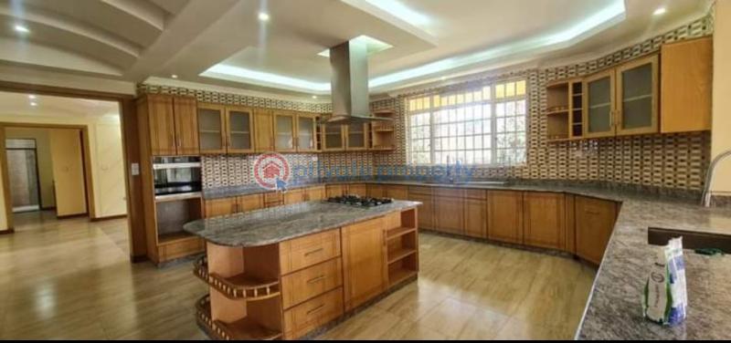8 bedroom House For Sale Runda Westlands Nairobi - 8