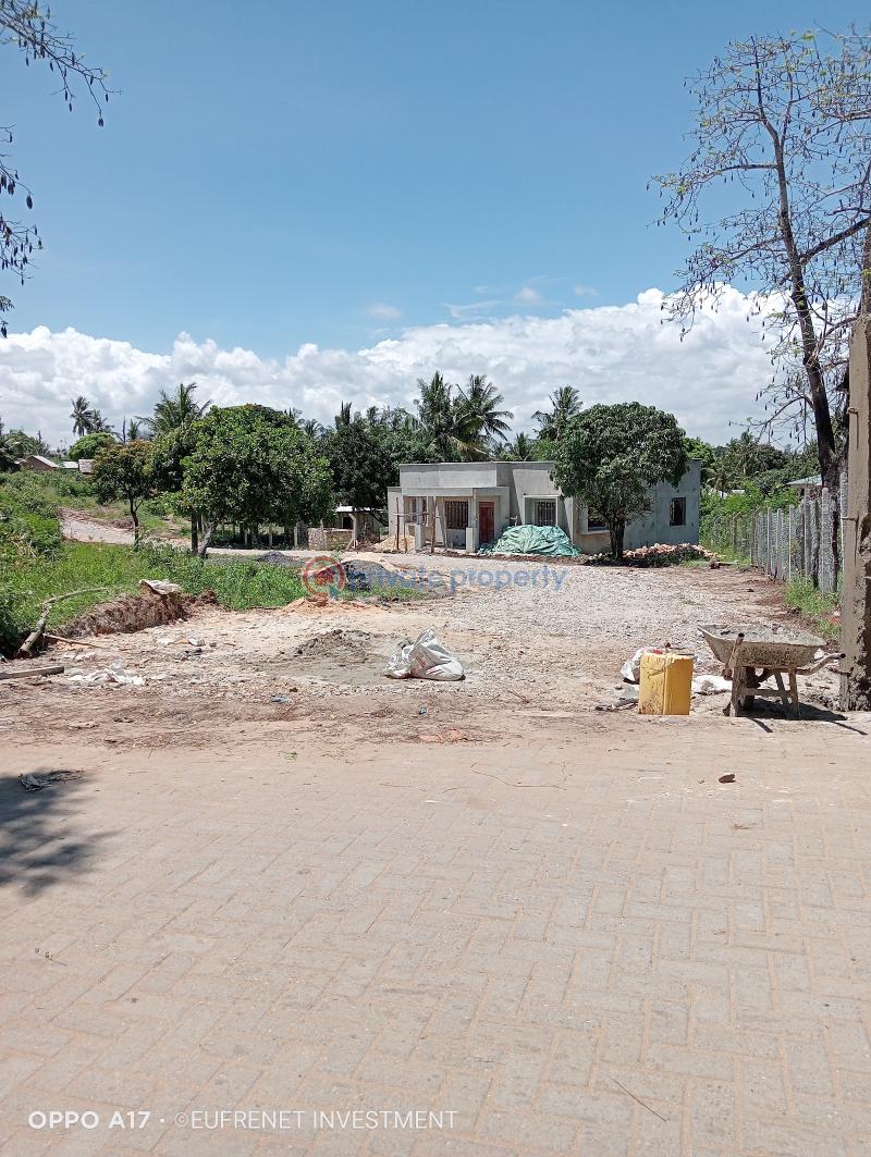 Land For Sale Near Macmillan School Cabro Road Shanzu Mombasa - 6