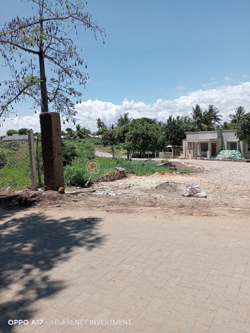 Land For Sale Near Macmillan School Cabro Road Shanzu Mombasa - 1