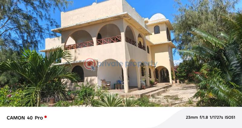 4 bedroom Terraced Duplex For Sale Jacaranda Beach. Watamu Kilifi - 1