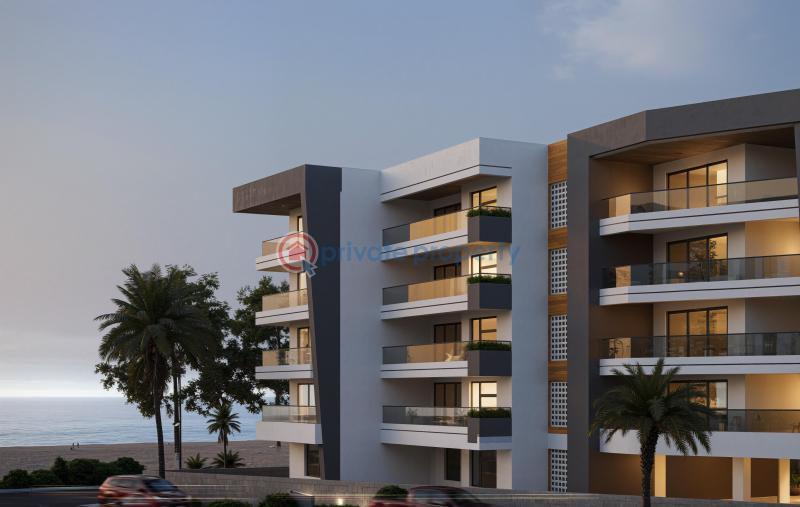 4 bedroom Apartment For Sale 1st Avenue 2nd Row From The Beach Nyali Mombasa - 0
