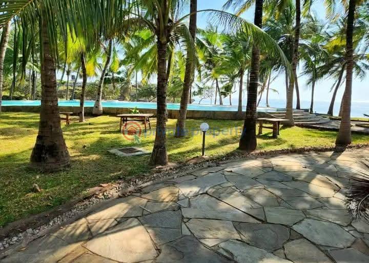 10 bedroom Commercial Property For Sale Kikambala Mtwapa Kilifi - 1