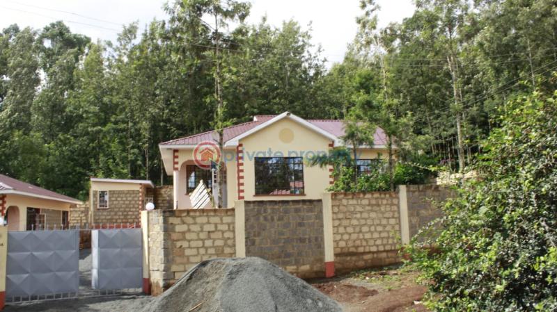 3 bedroom House For Sale Close To The Tarmac Road Ngong Kajiado - 1