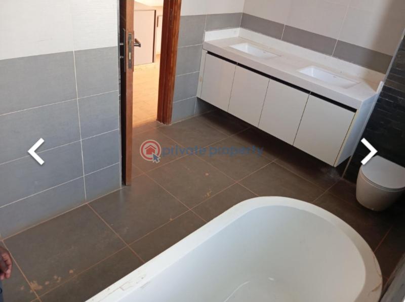 4 bedroom House For Sale Along Kiambu Road. Kiambu Road Nairobi Central  - 5