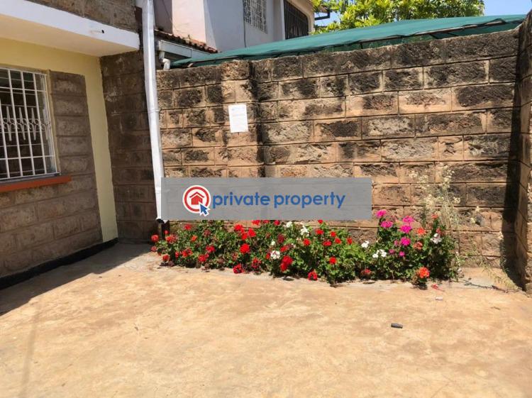 4 bedroom Townhouse For Sale &nbsp;south C Nairobi West  - 1