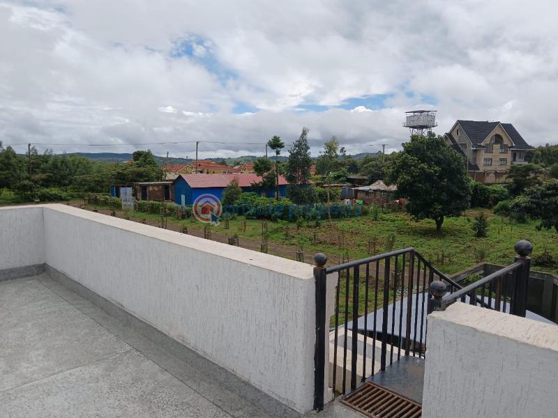 4 bedroom House For Sale Less Than A Kilometer From The Tarmac Road Gikambura (nairobi Ndogo) Kikuyu Kiambu - 4