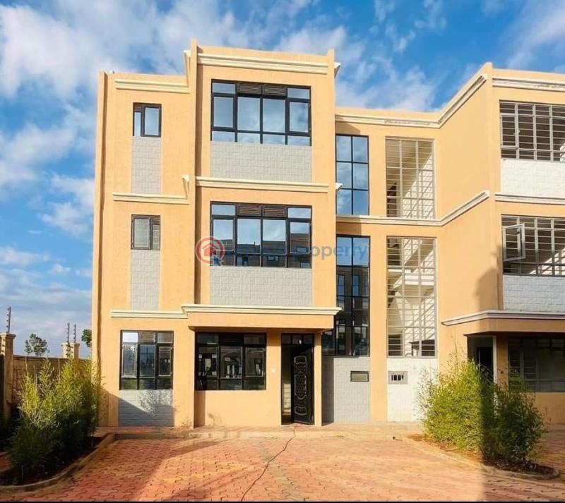 4 bedroom House For Sale Kikuyu 200 Meters From The Tarmac Road Kiambu - 0