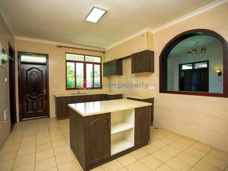 5 bedroom House For Sale Karen Nairobi - 6