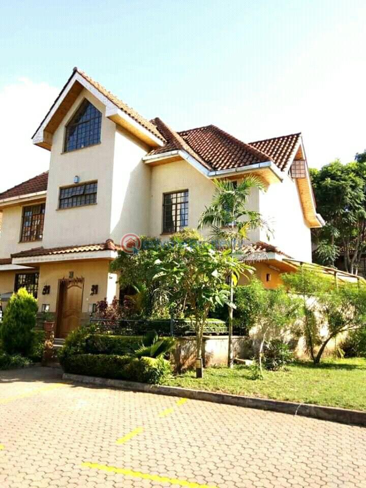 6 bedroom House For Sale Near Lavington Green Shopping Mall. Nairobi - 5
