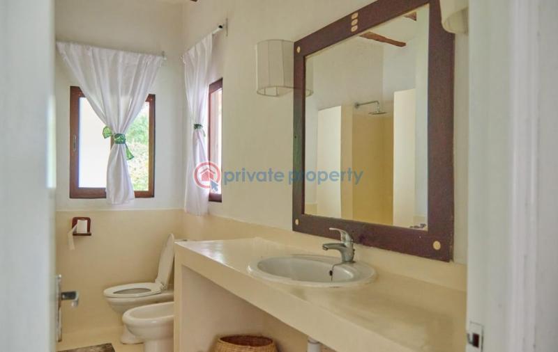 2 bedroom House For Sale Casuarina Beach Malindi Town. Kilifi - 12