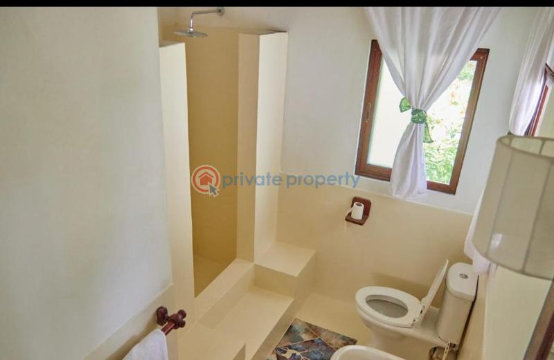 2 bedroom House For Sale Casuarina Beach Malindi Town. Kilifi - 11