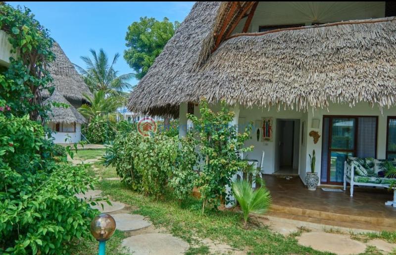2 bedroom House For Sale Casuarina Beach Malindi Town. Kilifi - 1