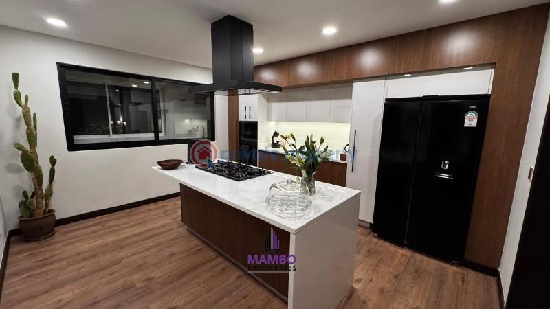 3 bedroom Apartment For Rent Riverside Drive westlands. Nairobi - 17