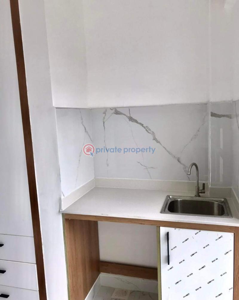 1 bedroom Apartment For Rent Yaya Centre Kilimani Nairobi - 3