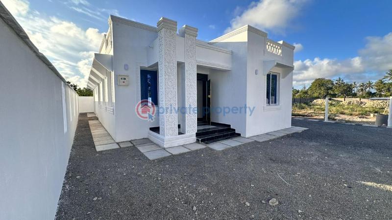 3 bedroom Detached Bungalow For Sale Rozy Hotel Area Tezo Kilifi  - 10