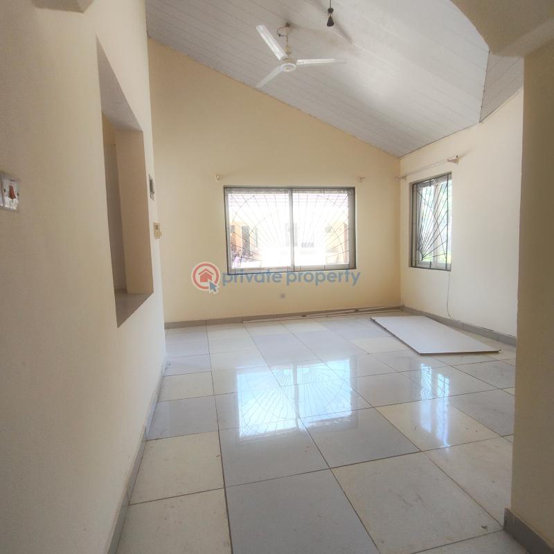 3 bedroom Detached Bungalow For Rent Msungu Estate mtambo Road Bamburi Mombasa - 5