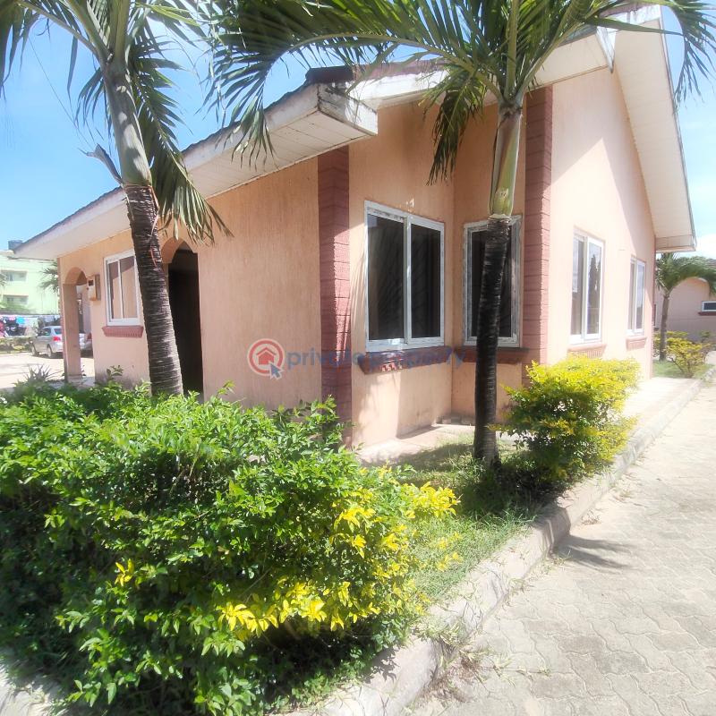 3 bedroom Detached Bungalow For Rent Msungu Estate mtambo Road Bamburi Mombasa - 8