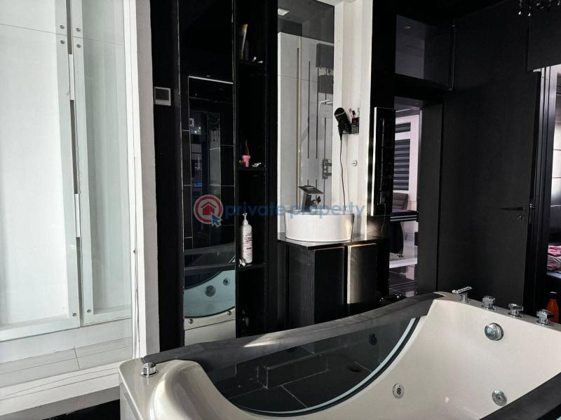 3 bedroom Apartment For Sale Moi Avenue Ganjoni Mombasa - 3