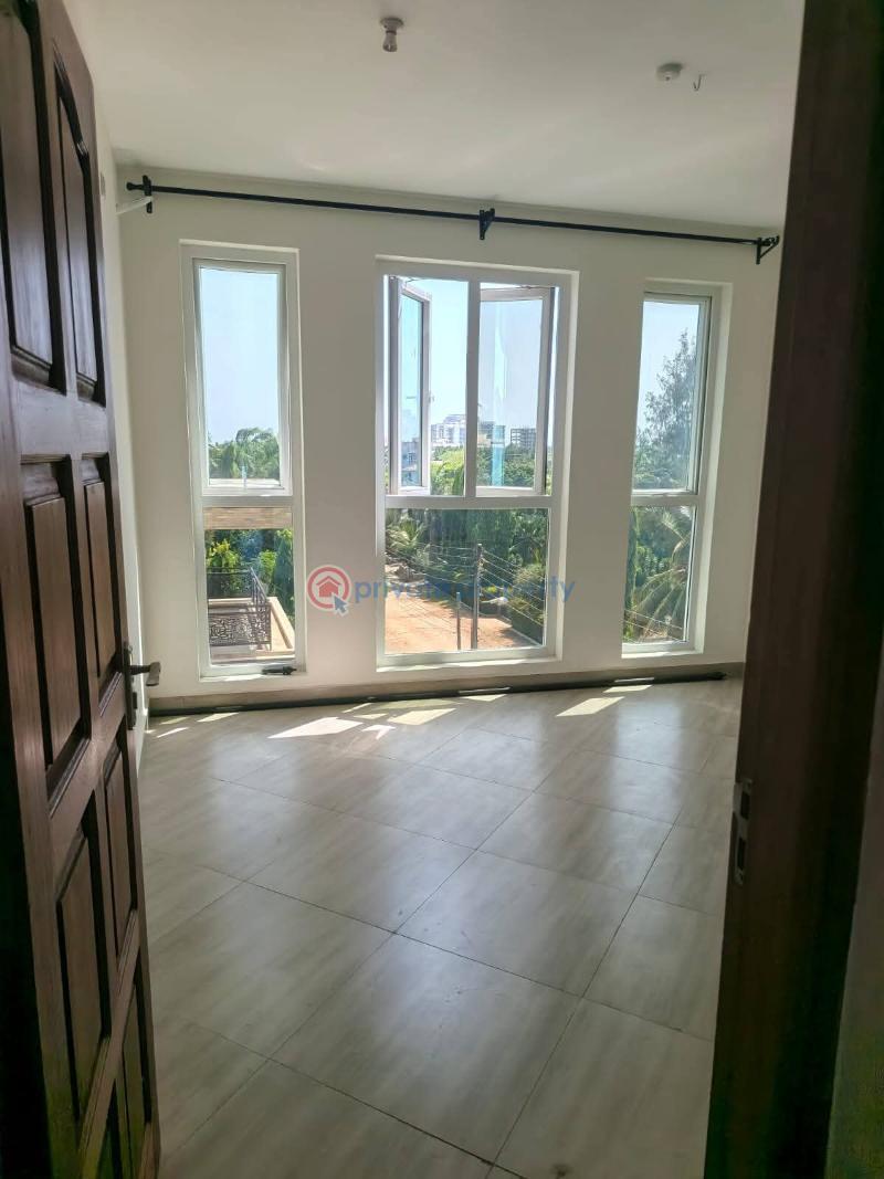 2 bedroom Apartment For Rent Beachroad Villa Opp Simba Road Nyali Mombasa - 1