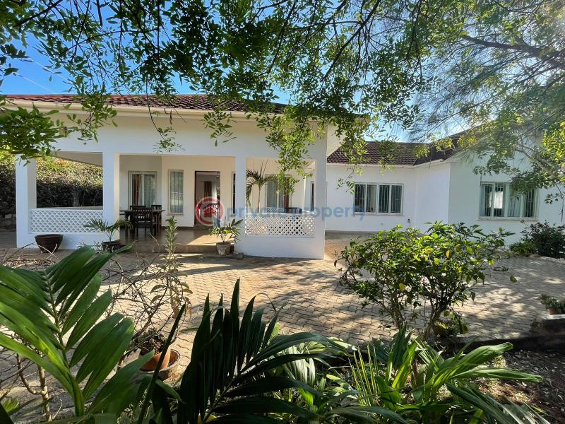 3 bedroom House For Sale Bofa Area Bofa Beach. Sokoni Kilifi - 1