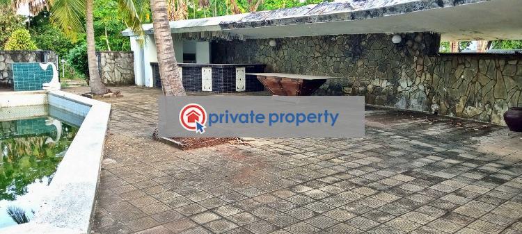 10 bedroom Commercial Property For Sale Nyali Mombasa - 4