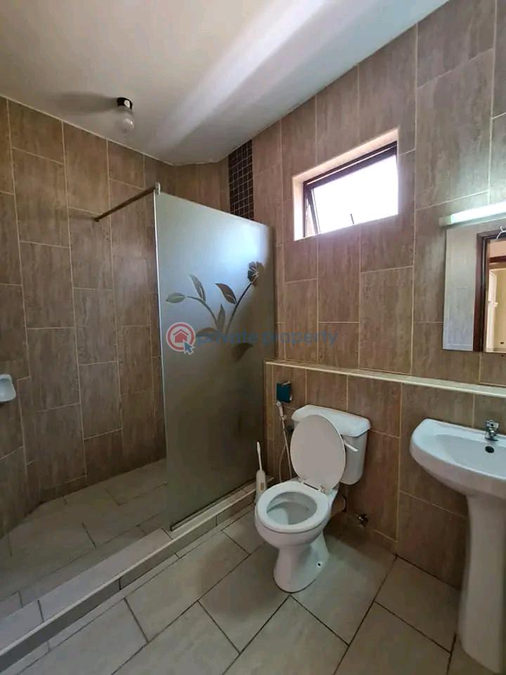 3 bedroom Apartment For Rent Moyne Drive Nyali Mombasa - 17