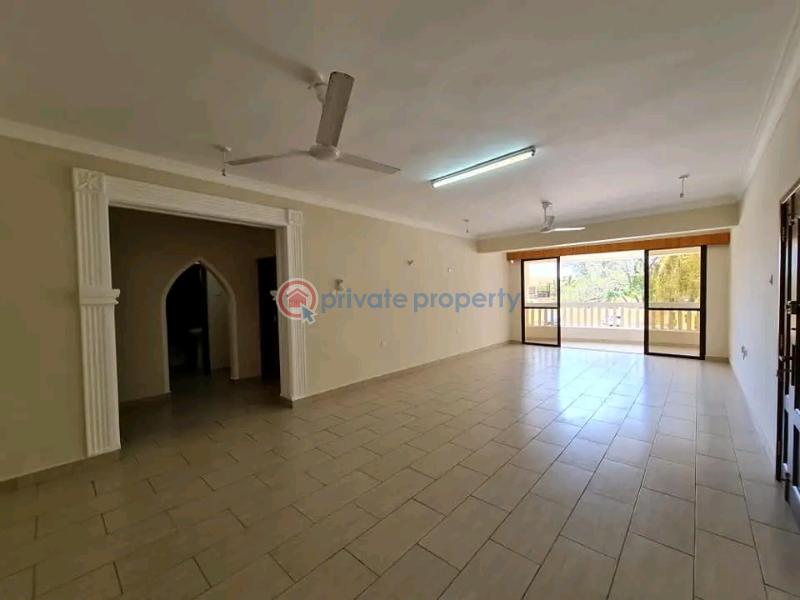 3 bedroom Apartment For Rent Moyne Drive Nyali Mombasa - 1