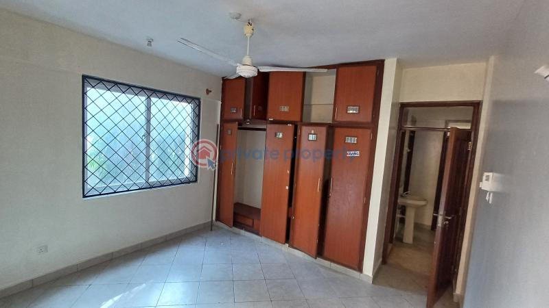 3 bedroom Apartment For Rent Off Links Road Nyali Mombasa - 12