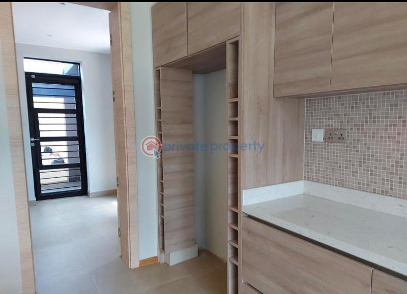 5 bedroom House For Sale Old Muthaiga Nairobi - 5