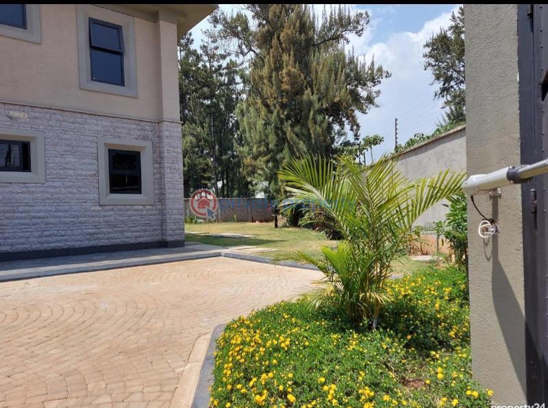 5 bedroom House For Sale Old Muthaiga Nairobi - 1
