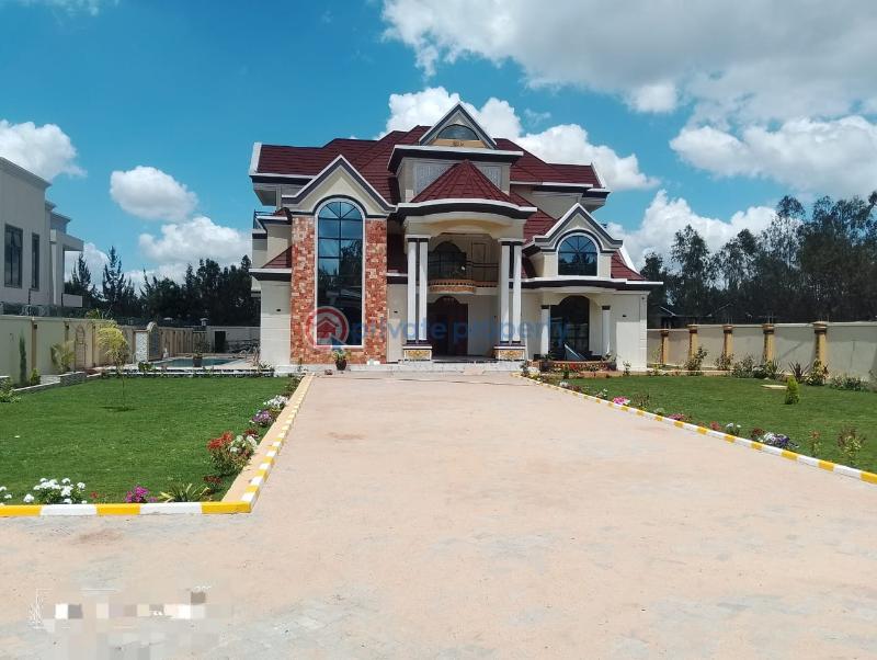 7 bedroom House For Sale Nairobi Karen  - 1