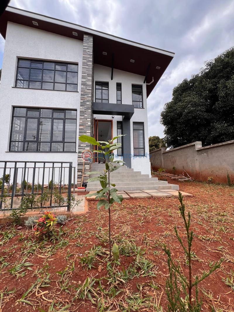 5 bedroom House For Sale 200meters From Muhuri Road Kikuyu Kiambu - 0