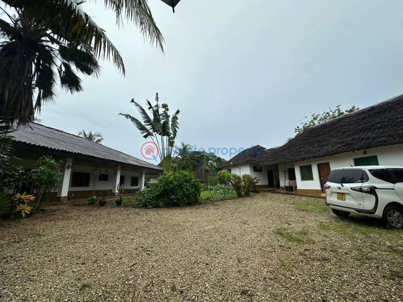 3 bedroom Terraced Bungalow For Sale Diani Beach. Ukunda Kwale - 5